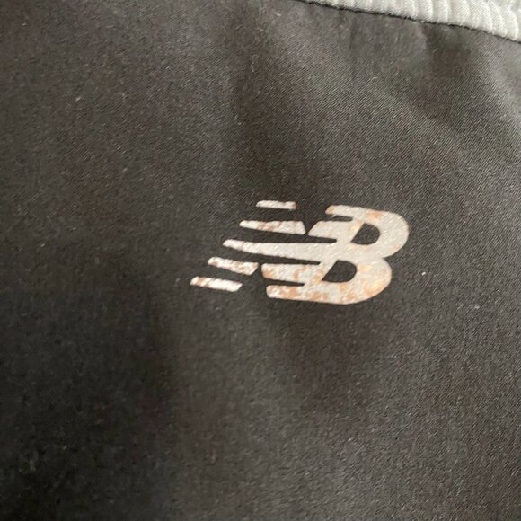 New Balance Mens Large Black Gray Full Zip Soft Shell Long Sleeve Jacket 130893 - Picture 4 of 13